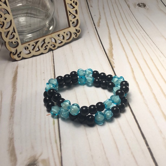 ‼️ Women’s Handmade Beaded Bracelet. Set of 2 - Picture 2 of 3